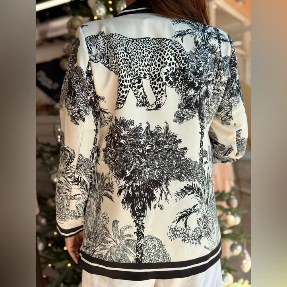 Animal Print Italian Blazer - Picture 4 of 5
